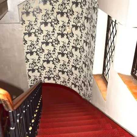 Apartment In Belgrade With Small Parking Space Екстериор снимка