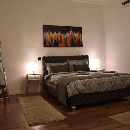 Apartment In Belgrade With Small Parking Space Екстериор снимка